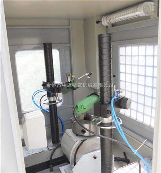 齒輪去(qù)毛刺倒棱機(jī)的(de)調試